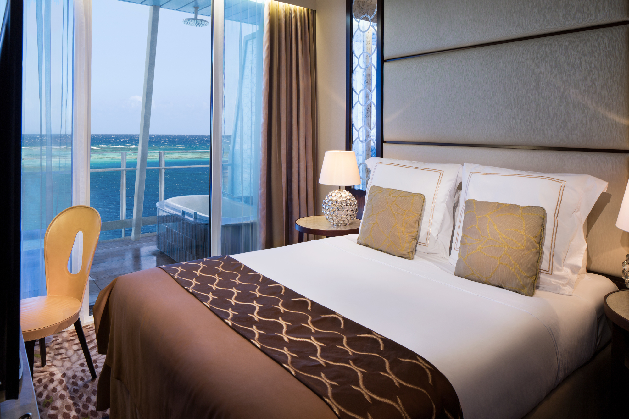 MyCruise Celebrity-Cruises Reflection Kahytter Suite SG2